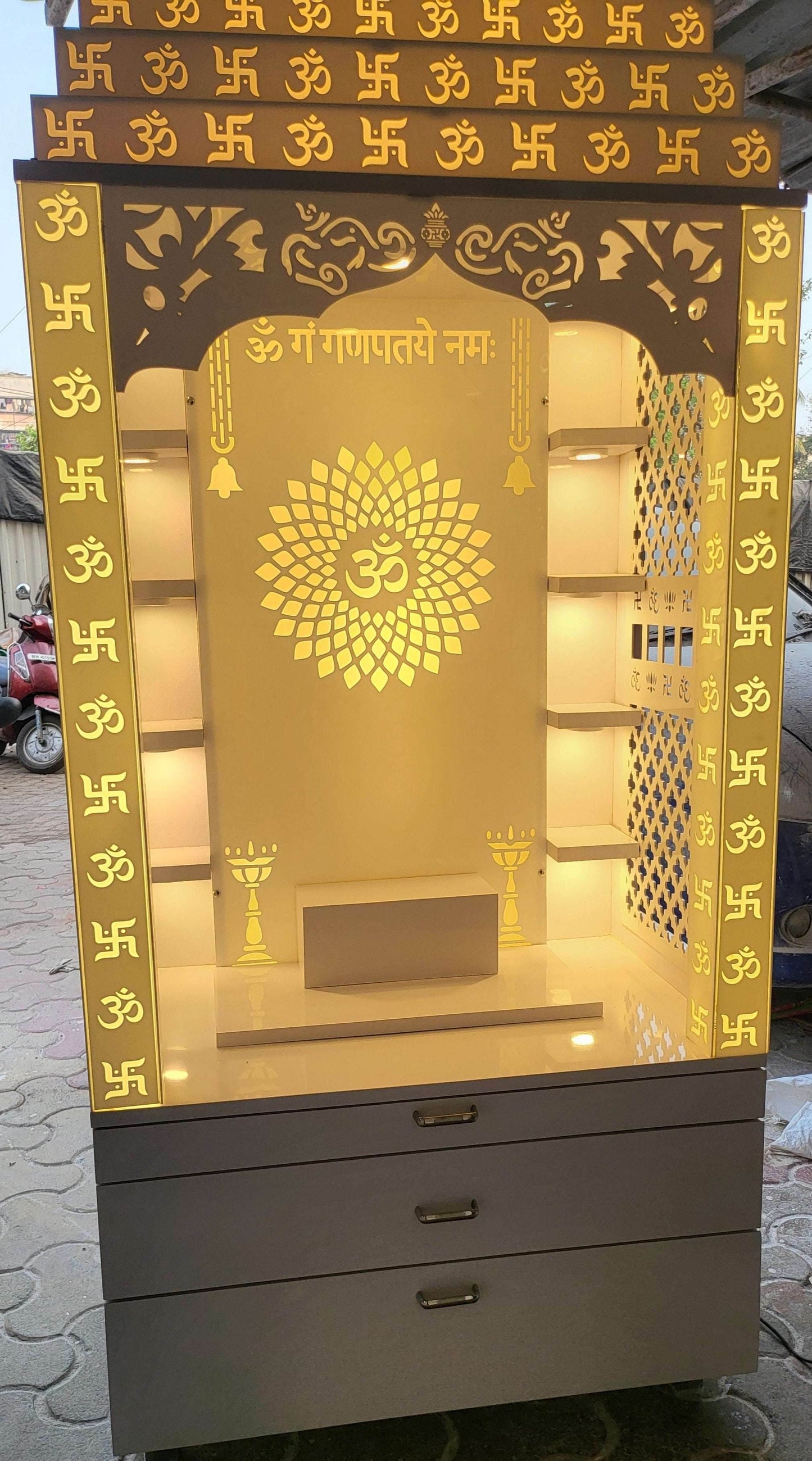 Acrylic Home Temple - Home temple