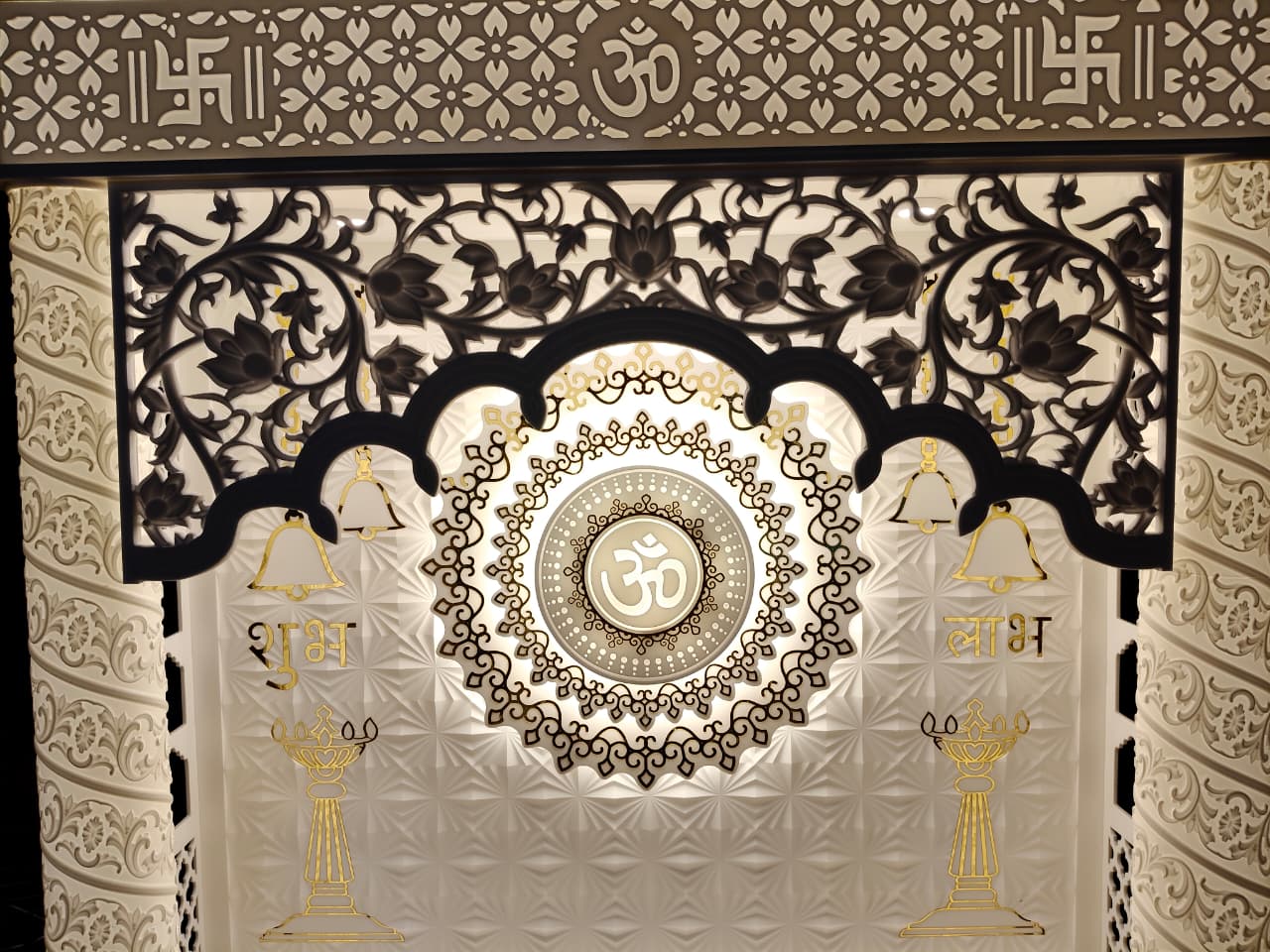 Corian pooja mandir shop near worli mahalaxmi