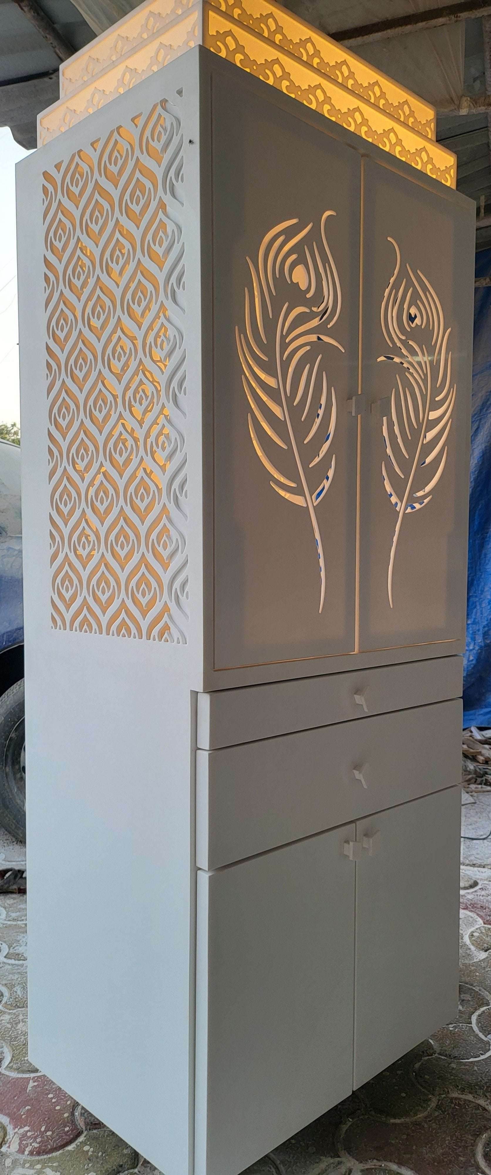 White corian Home Temple with doors - Home temple