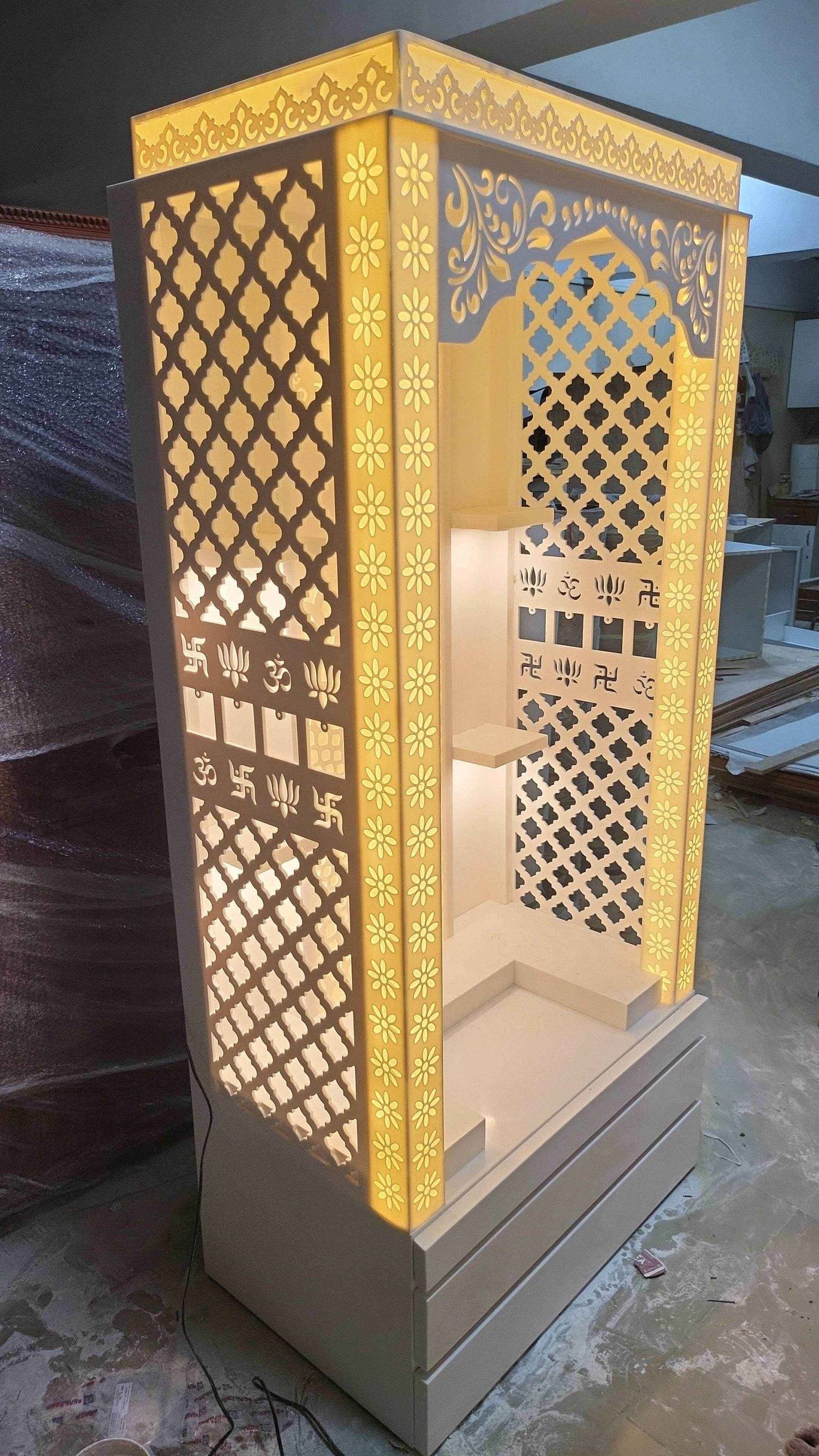 Corian Temple with shelfs